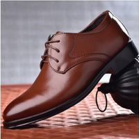 Black Shoes With Pointed Toe For Men